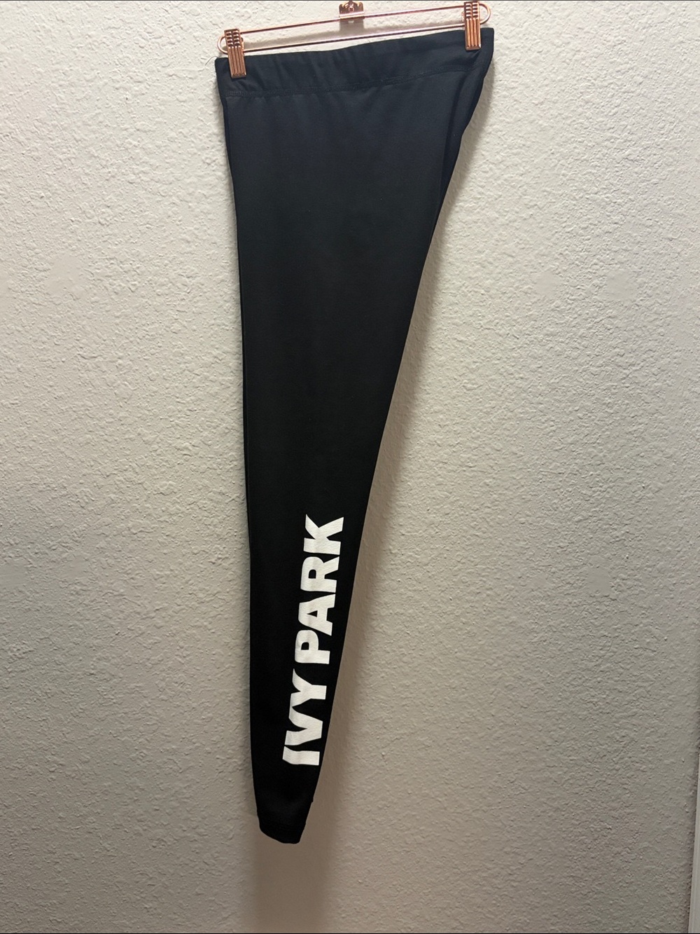 IVY PARK leggings